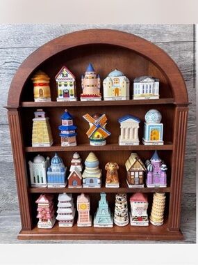 Spices of the World - Danbury mint - mint condition ❤️‍🔥💖